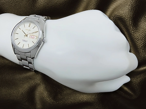 SEIKO SBQL003 Perpetual Calendar Quartz 8F33-0040 Ivory Dial SS